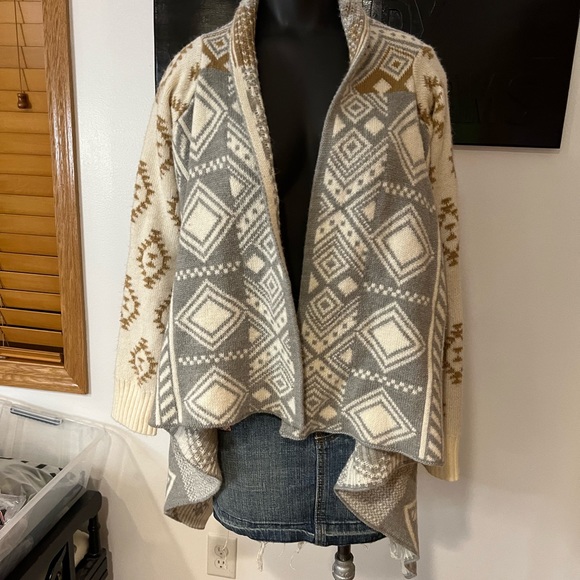 Hippie Rose Sweaters Hippie Ros Geometric Print Sweater P Poshmark